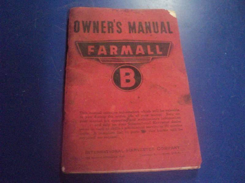 lot 8100 image: Farmall B owners Manual 1947