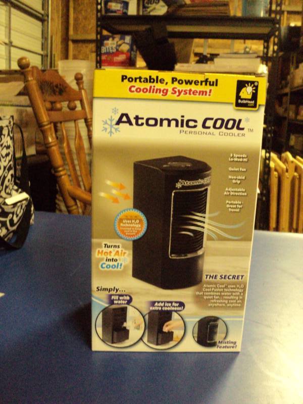 lot 8128 image: Atomic Cool Personal Cooler, 3 speed, quiet Fan, Portable-New in the box