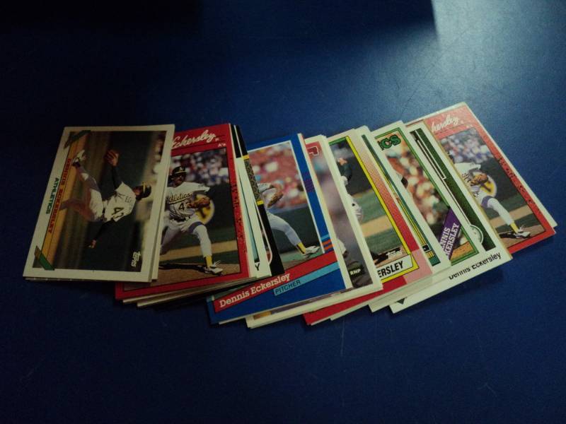 lot 8141 image: (40) ct mixed brand lot Dennis Eckersley Baseball Cards