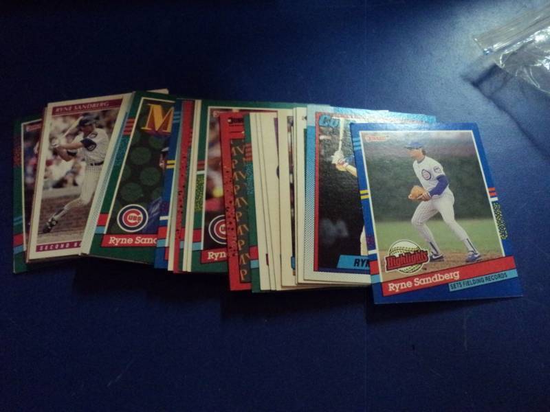 lot 8153 image: (50) ct mixed brand  lot Ryne Sandberg Baseball Cards