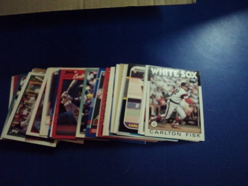 lot 8162 image: (45) ct mixed brand lot Carlton Fisk baseball Cards