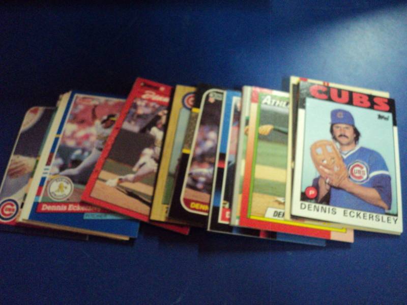 lot 8165 image: (40) ct mixed brand lot Dennis Eckersley Baseball Cards