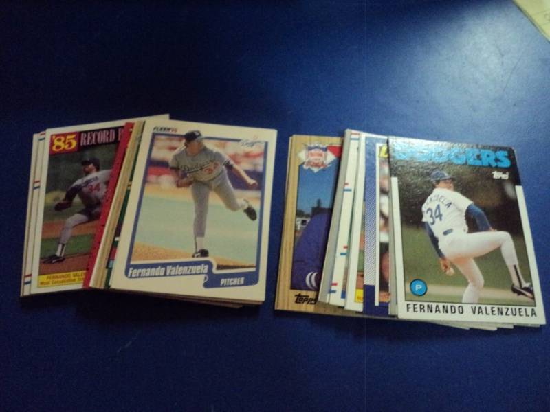 lot 8177 image: (35) ct. lot Fernando Valenzuela Baseball Cards