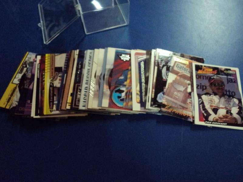 lot 8184 image: Plastic box with Random Nascar Collectible Cards, including Dale Ernhardt Sr, Dale Ernhardt Jr