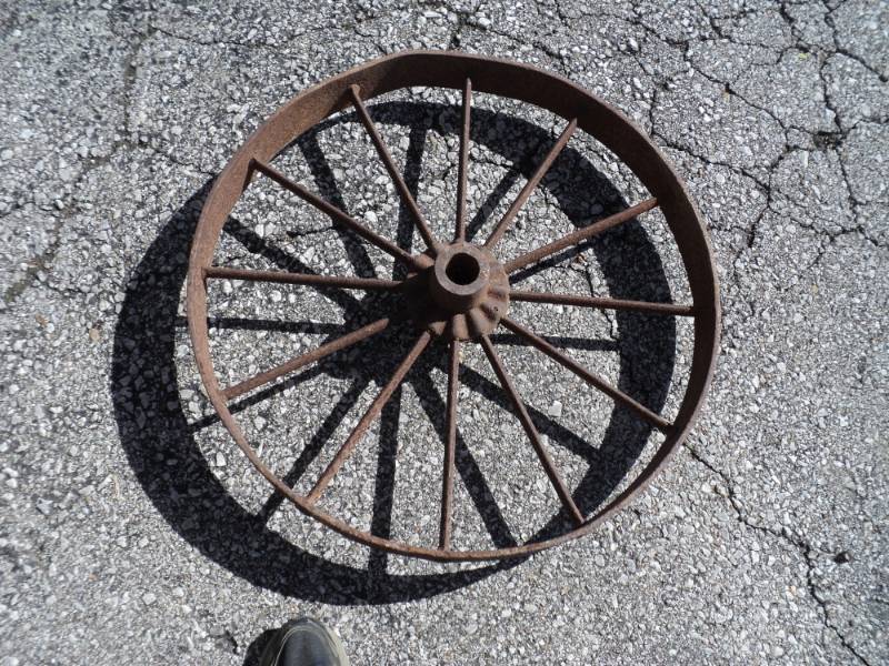 lot 8210 image: Antique Steel Wheel 25-12 diameter