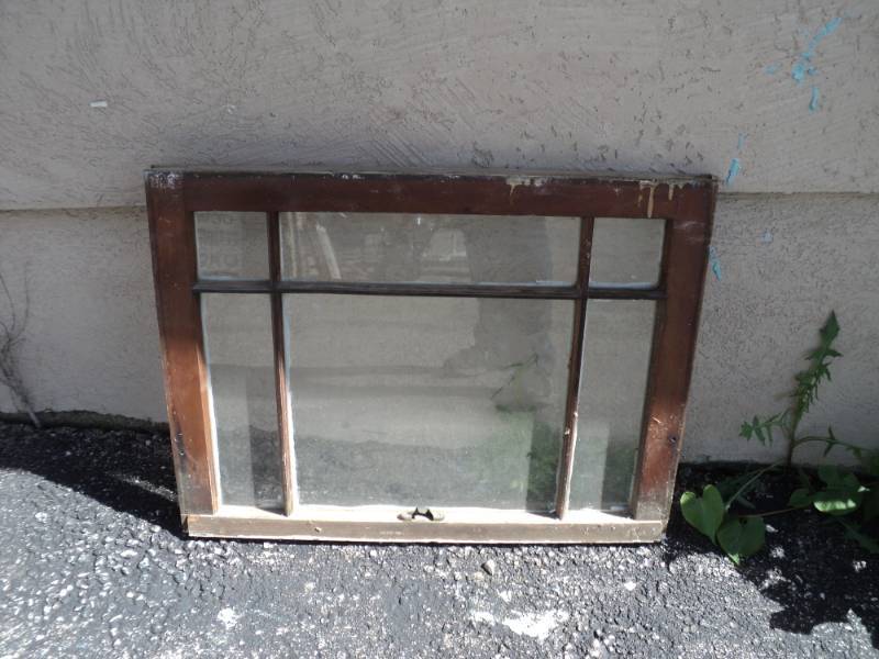 lot 8216 image: Vintage Window, wooden fram, approx 28 x 21 1-12