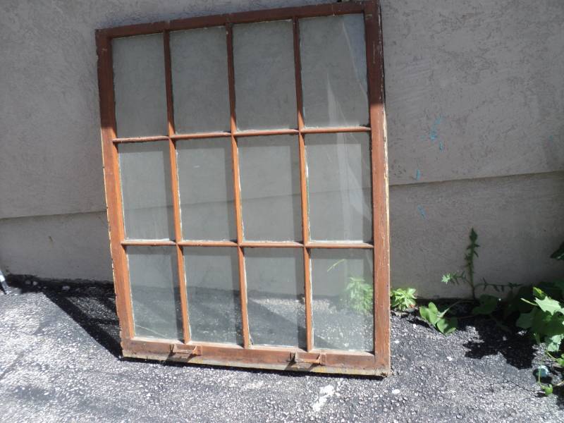 lot 8221 image: 12- pane Wooden Frame Window, approx 39 x 47 x 1-14
