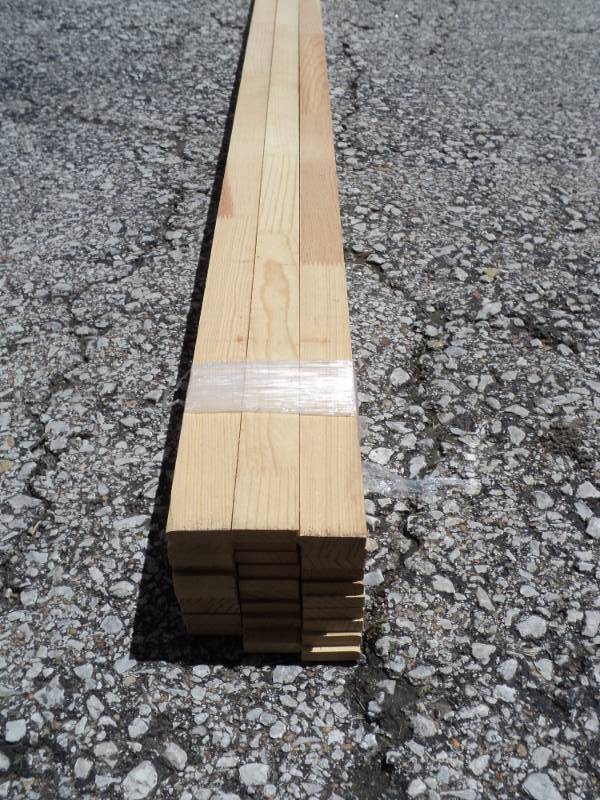 lot 8261 image: (1) bundle of Un-milled Parting stop, natural, 1-14 x 38 x 81, (30) per bundle