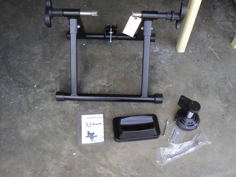 lot 8264 image: Yahee Tech indoor Exercise Bike Stand- turn any bike into a stationary bike