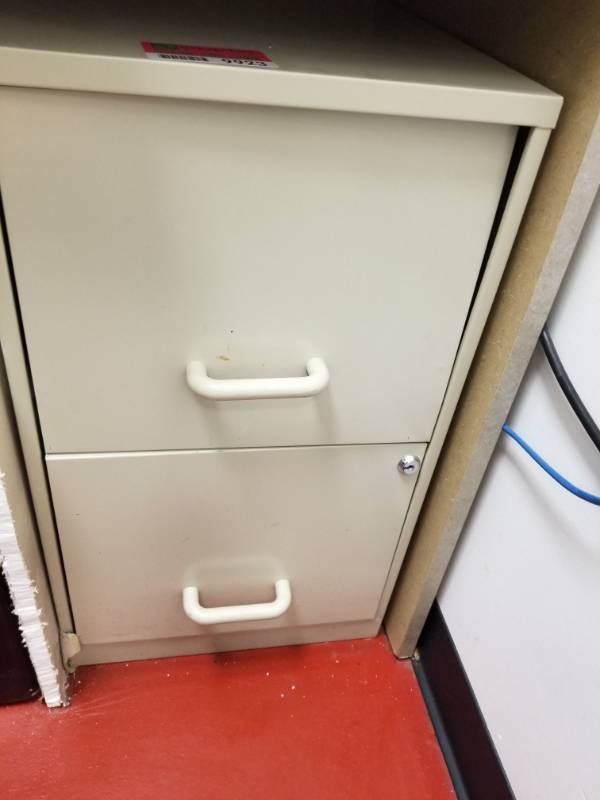 lot 9923 image: Metal File Cabinet 3 Total