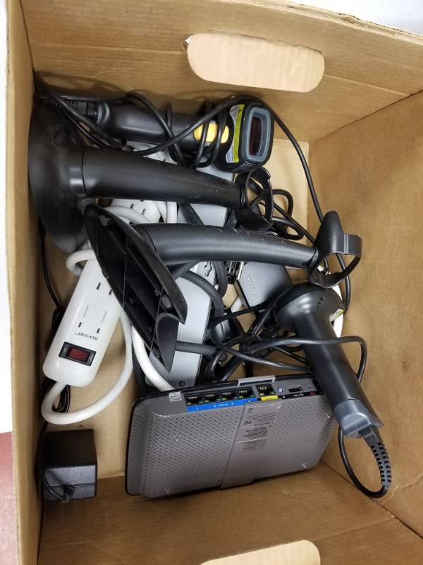 lot 9961 image: Scanners, Wireless Network, Power strips and more