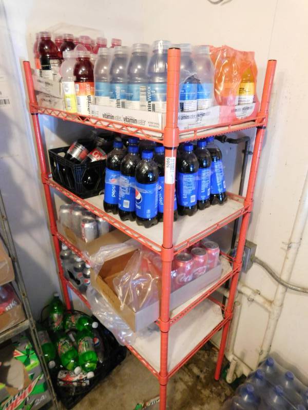 lot 1086 image: Metal Shelving