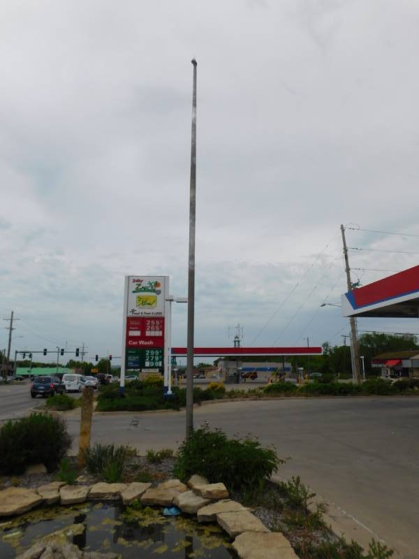 lot 1141 image: Flag Pole