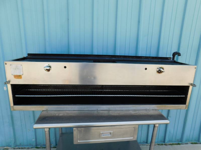 lot 2007 image: 6 Foot Charbroiler