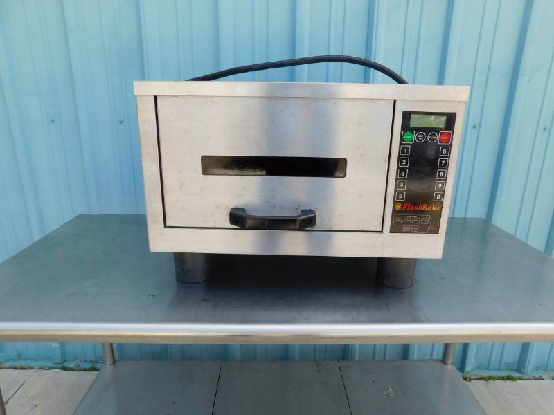 lot 2010 image: Hobart Flashbake Convection Oven
