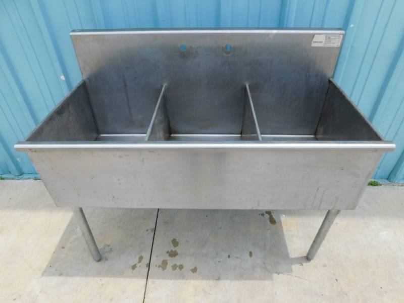 lot 2030 image: 3 Bay Stainless Steel Sink
