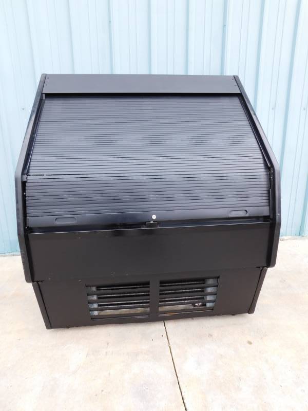 lot 1627 image: Oasis Open Air Cooler