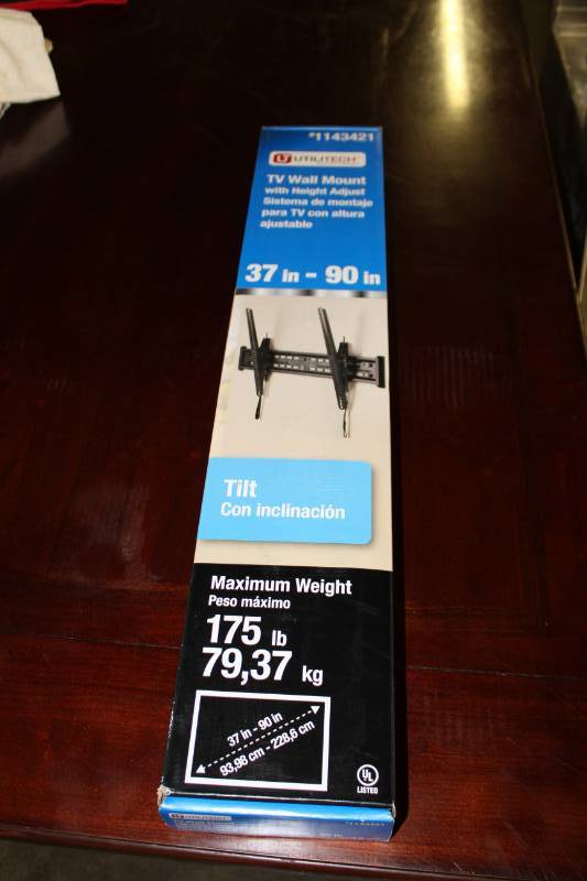 lot 1099 image: UtiliTech TV Wall Mount  37-90 1143421