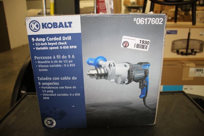 lot 1930 image: Kobalt 9 amp Corded 12 Keyed Chuck Drill