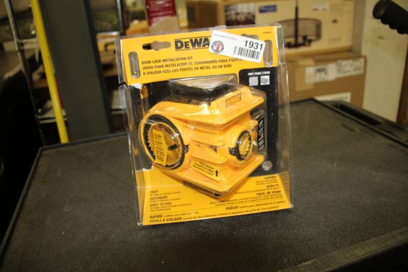 lot 1931 image: Dewalt  Door Lock Installation Kit