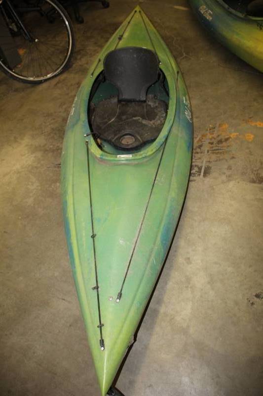 lot 1903 image: Old Town Kayak