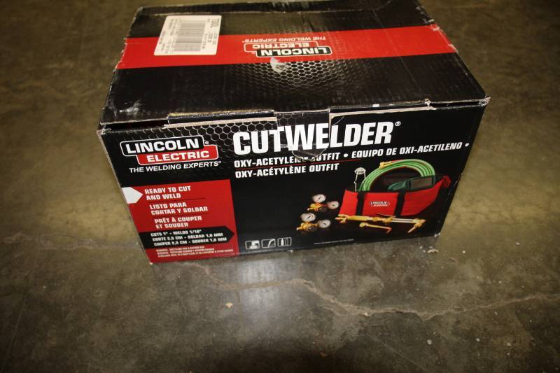 lot 1910 image: Lincoln Electric Cutter Welder Kit