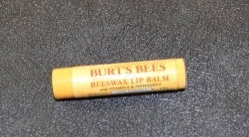 lot 1058 image: 12 units - Burts Bees 100% Natural Moisturizing Lip Balm, Original Beeswax with Vitamin E & Peppermint Oil