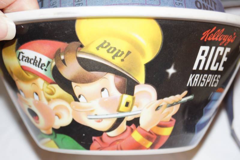 lot 1396 image: Kelloggs Snap, Crackle & Pop Collectible Bowl - with HR Puffnstuf Activity Poster-new