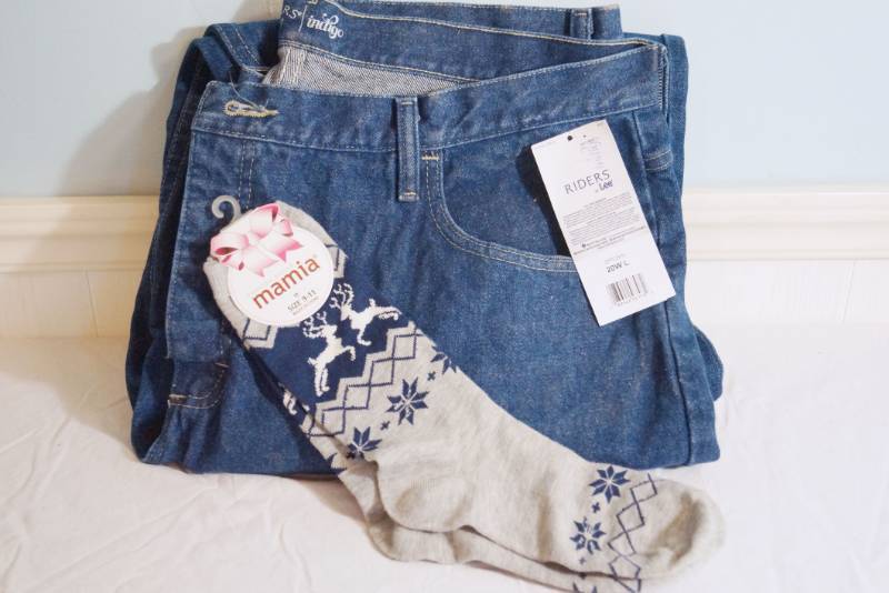 lot 1423 image: Lee Riders Jeans- Womens- brand new with tags-very heavy denim-Mamia socks-new with tags