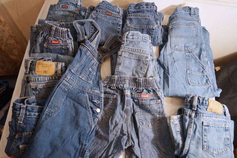 lot 1428 image: Large tub of Childrens Clothing -mostly sizes 6 to 8-nice pieces- Marthas Miniatures- French Toast-Bugle Boy- Wrangler-McKids-many more Get ready for back to school all in one box