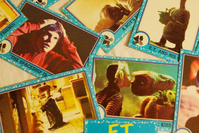 lot 1444 image: DREW BARRYMORE Collectible E.T. Movie Collectors Cards - Good condition- See pics for cards in lot