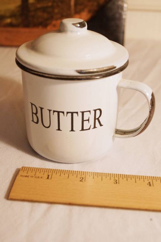 lot 1446 image: Enamel Butter mug-clean - Bronze Baby Shoes - Barn picture-Old Reliance School Series Spelling Book