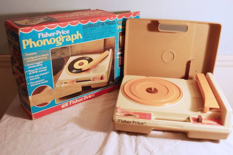 lot 1460 image: Vintage Fisher Price RECORD PLAYER Phonograph- Works -in original box-see video