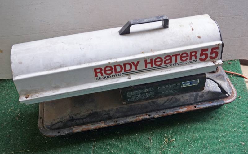 lot 1495 image: Portable Kerosene Reddy Heater -Extended Run- 55,000 BTUs- powers on-see video