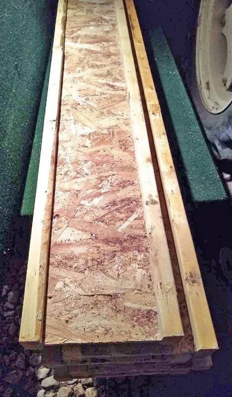 lot 1509 image: Lot of 5 20 - 0 MAX-CORE Engineered Wood I-Beams - NEWNever Installed Always stored inside