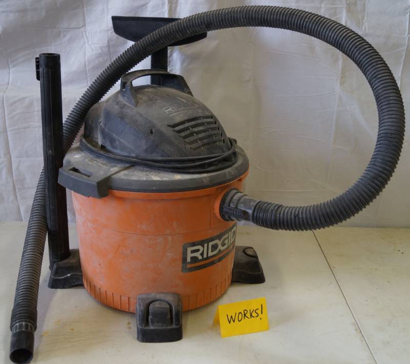 lot 5408 image: RIDGID Shop Vac - WORKS - WD09701