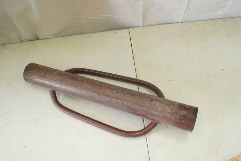 lot 5425 image: T-Post Stake Driver