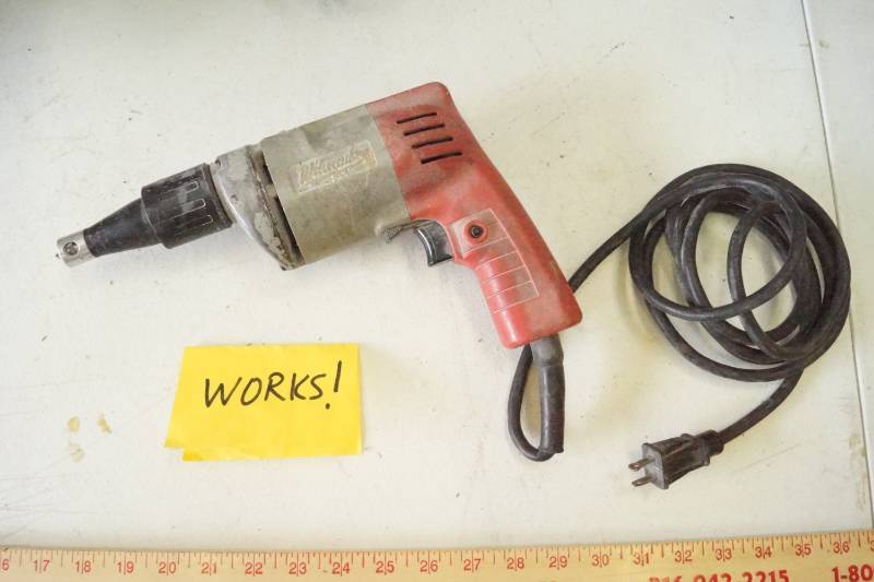 lot 5429 image: Milwaukee Drill - WORKS - CAT# 6753-1 - Screw Shooter - Electric 120V