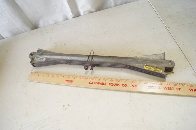 lot 5449 image: Truslock Spacing Tool - Professional Approach to Truss Installation