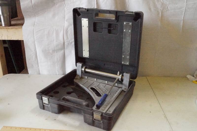 lot 5453 image: Crain No.001 Model A TILE CUTTER with Carrying Case & Tile Tote