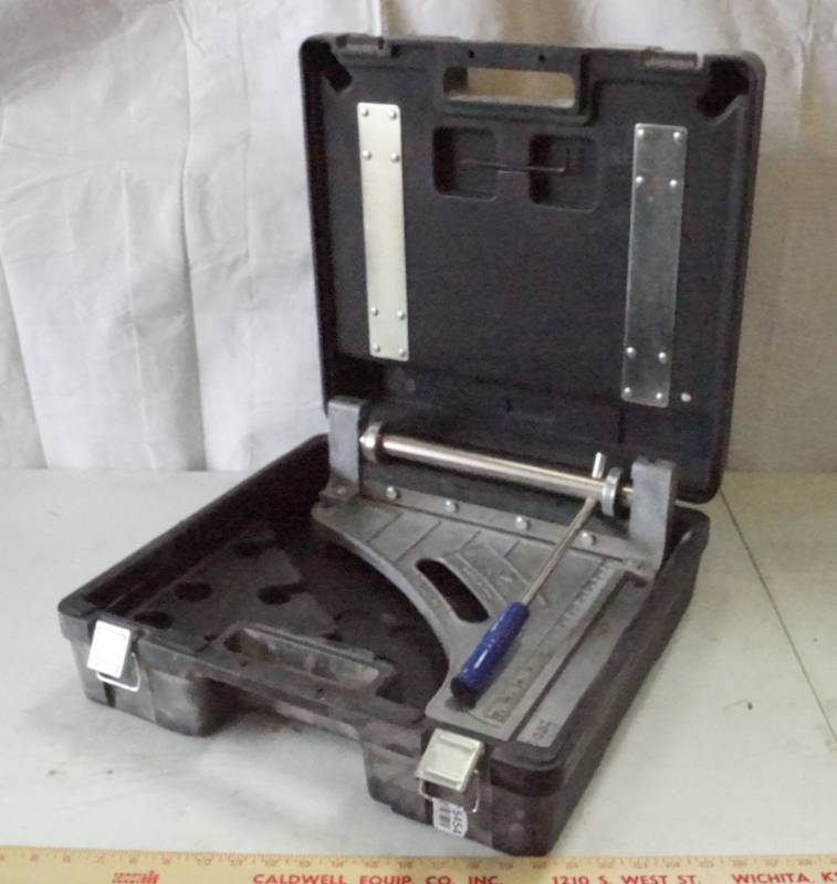 lot 5454 image: Crain No.001 Model A TILE CUTTER - Carrying Case & Tile Tote