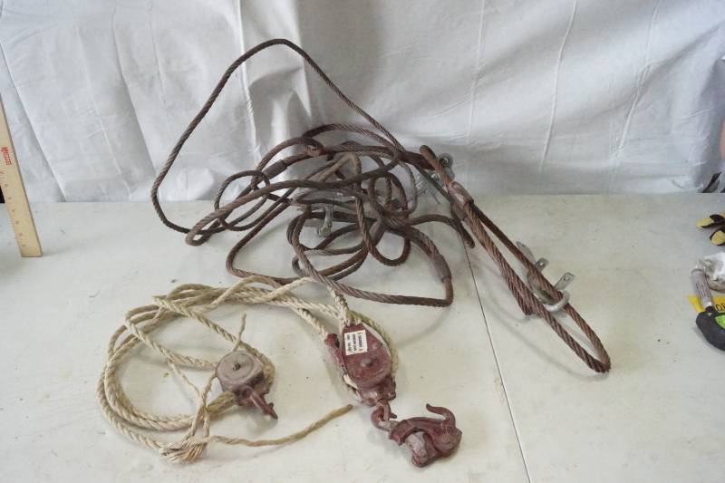 lot 5469 image: Pulleys - Rope & Steel Cable