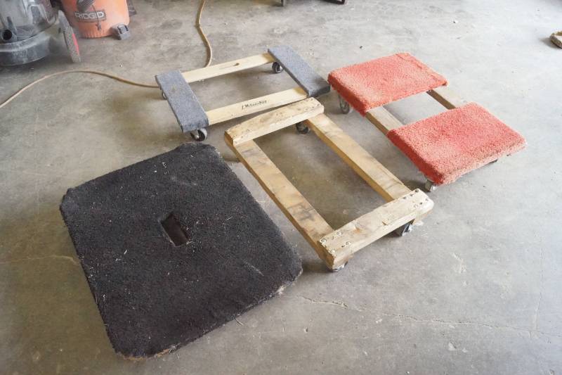 lot 5495 image: 4 Wooden Moving Carts with Wheels