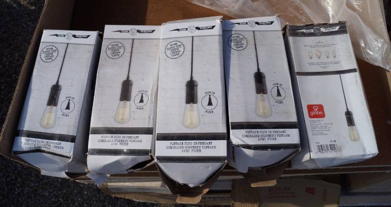 lot 5265 image: Lot of 5 - Vintage Style Retro Plug In Pendant Light Bulb Fixtures - New in Box