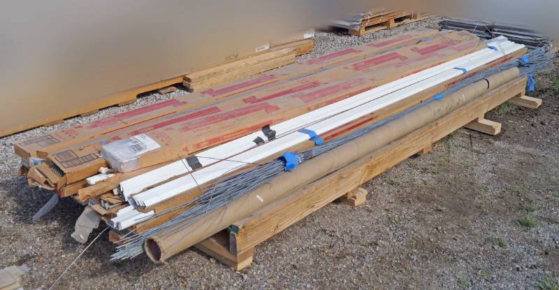 lot 5280 image: Pallet of Drop Ceiling Rails and Ties - See Photos - LARGE LOT