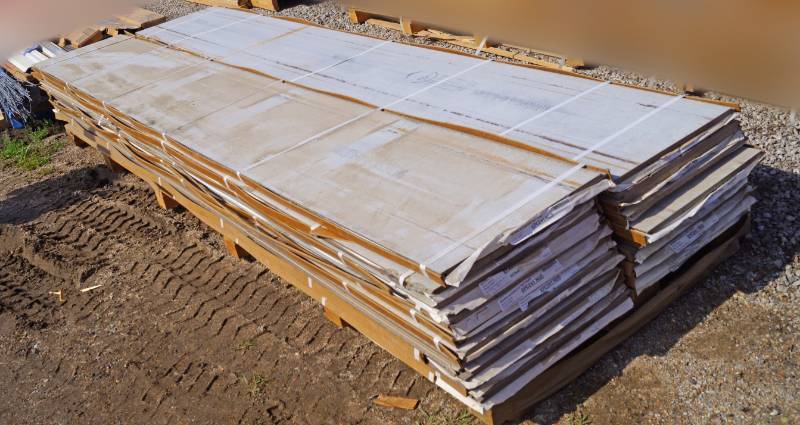 lot 5281 image: Large Pallet of Architectural Wall Panels (Approx 24) - Wood Series M# EPC241 NUS - approx 18.5 x 10ft