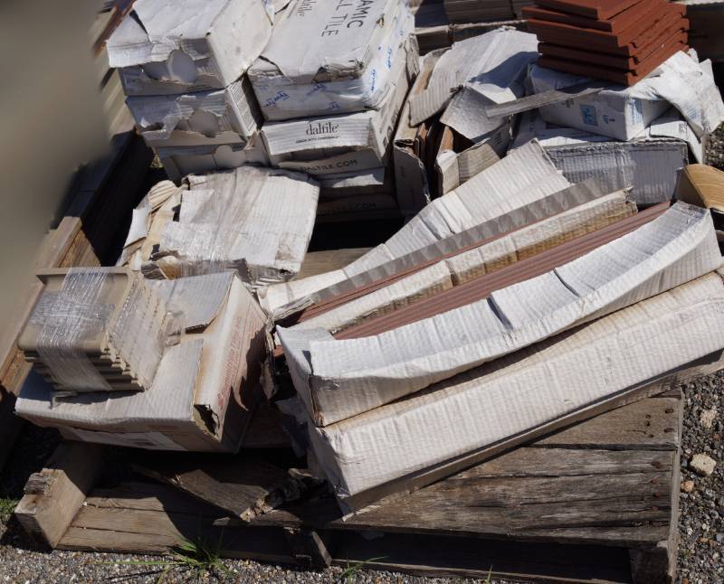 lot 5288 image: Pallet of Misc. Tile - Various Colors and Styles to get your projects done