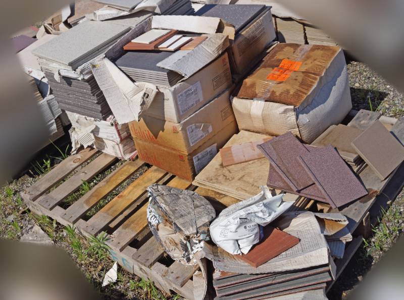 lot 5291 image: Pallet of Misc. Tile - Various Colors and Styles to get your projects done