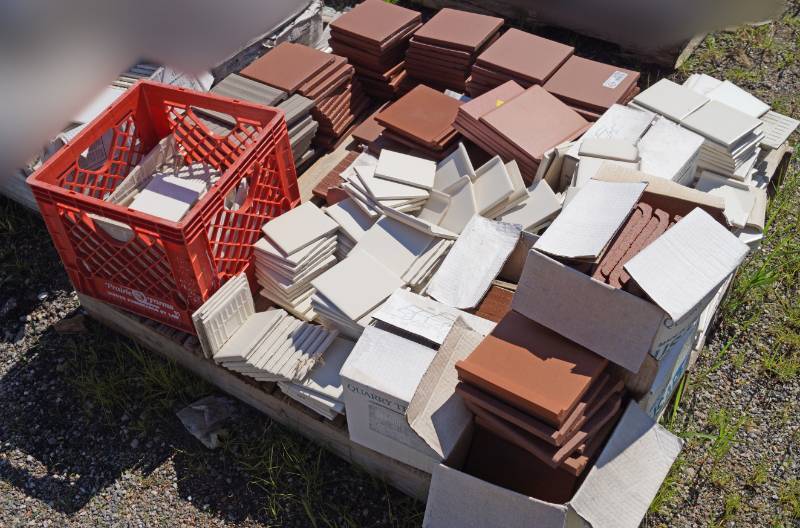 lot 5293 image: Pallet of Misc. Tile - Various Colors and Styles to get your projects done