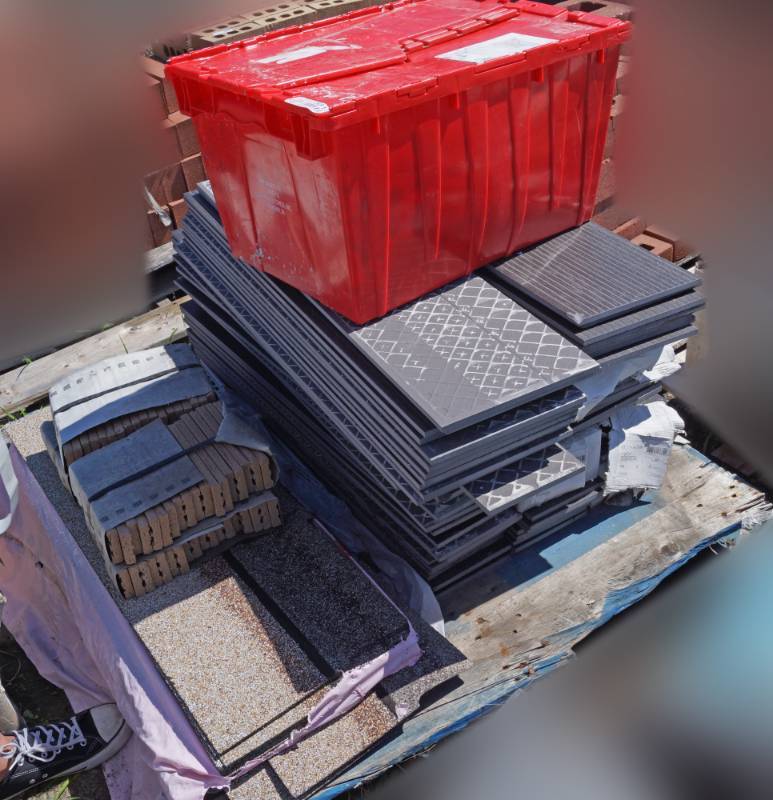 lot 5313 image: Pallet of Gray Tiles - High Quality - see photos for details